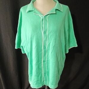 Original Use Green Pajamas for Comfortable Sleepwear